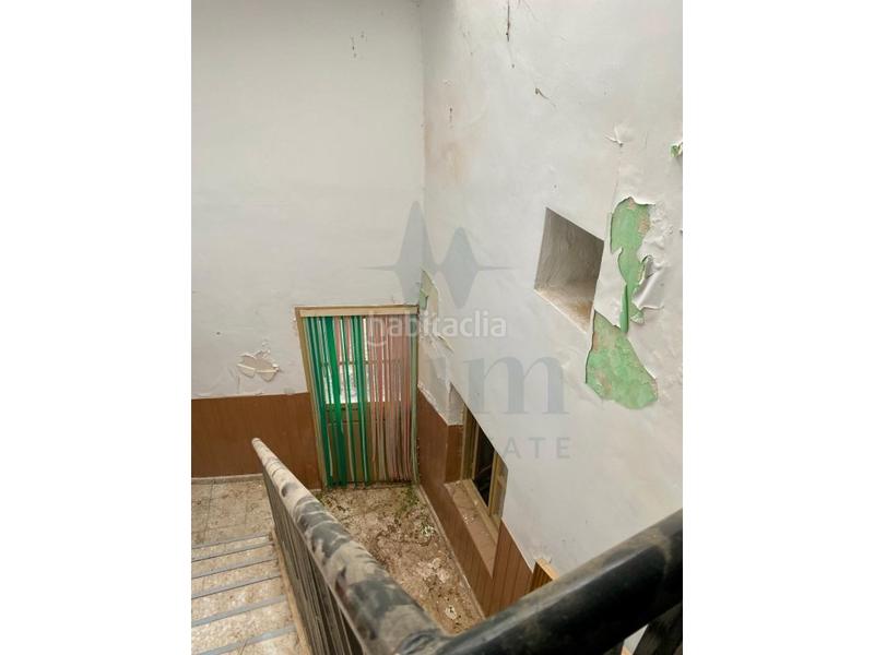 Foto 158d1820-2ab2-4367-80f5-798e26219002. Casa amb aparcament a Dosbarrios