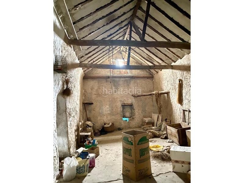 Foto 47c90ece-ec68-49df-9abb-5fc66a6b8aa3. Casa amb aparcament a Dosbarrios