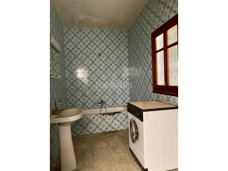 Foto 4f47b48e-ea3b-4b92-9140-e5c4008628c5. Casa amb aparcament a Dosbarrios