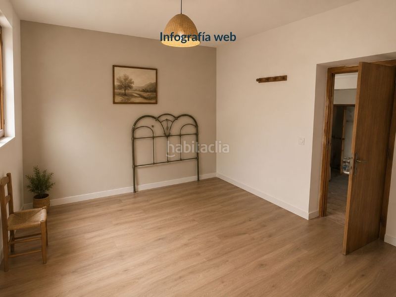 Foto 663f817f-e37c-4231-a001-c3d01505953d. Casa amb aparcament a Dosbarrios