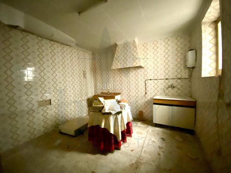 Foto db47f502-2a4b-40ef-b45e-1f4e963ccbb6. Casa amb aparcament a Dosbarrios