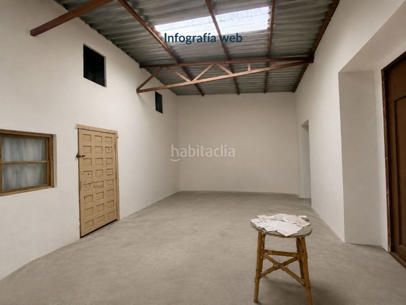 Foto ed8f866b-c83c-4a10-ac64-48de1983c6a4. Casa amb aparcament a Dosbarrios