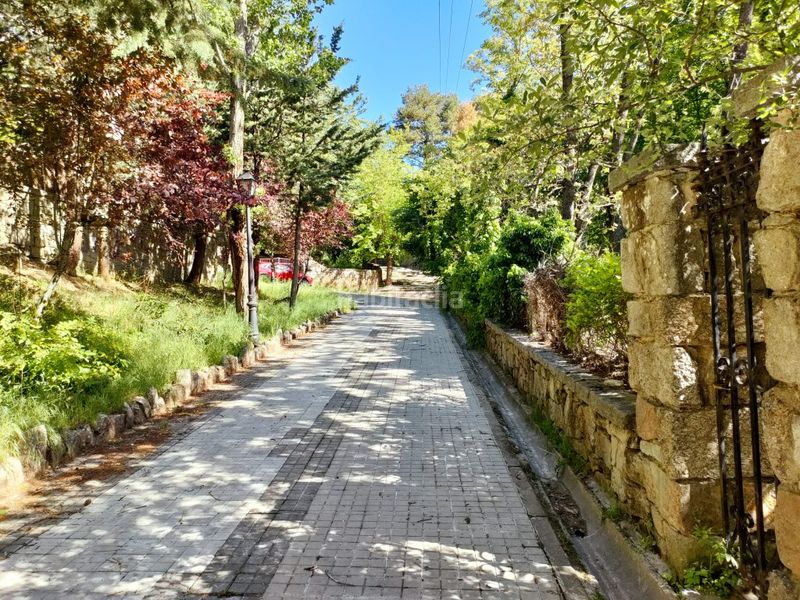 Foto a7379962-fe9a-49bc-b3b1-03513fb110c9. Terreny residencial a Navacerrada