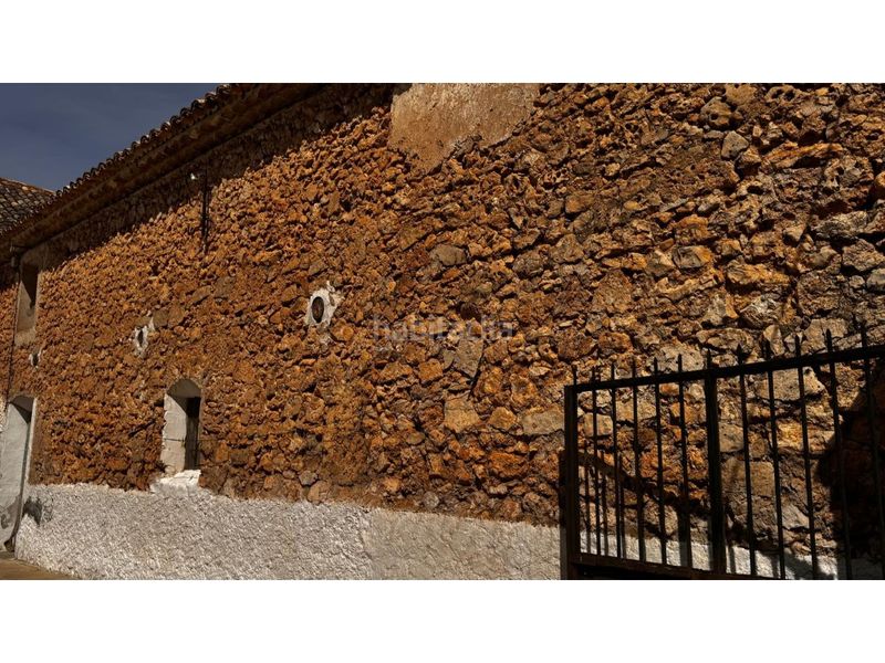 Foto 812068f6-bd3c-4dcf-8bb6-a613a008c0a2. Casa amb aparcament piscina a Palomares del Campo