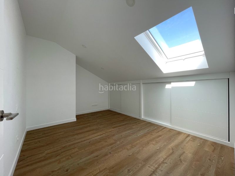 Foto 656ab3f5-4d73-4895-9304-3b8ea0231f36. Location duplex avec parking dans Casa Amarilla Galapagar