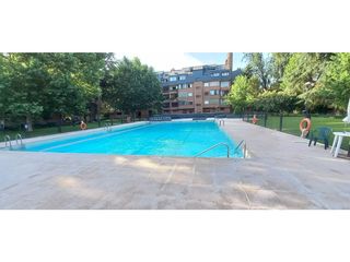 Pis a El Caño-Maracaibo. Piso 5 habitaciones venta las rozas de madrid