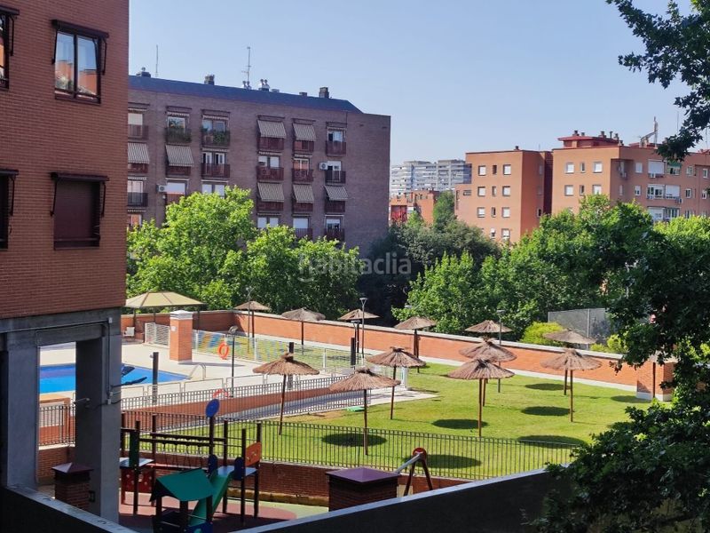Foto 4f69acf6-7ad9-4dfe-9235-35c631df1c51. Pis amb aparcament piscina a Acacias Madrid