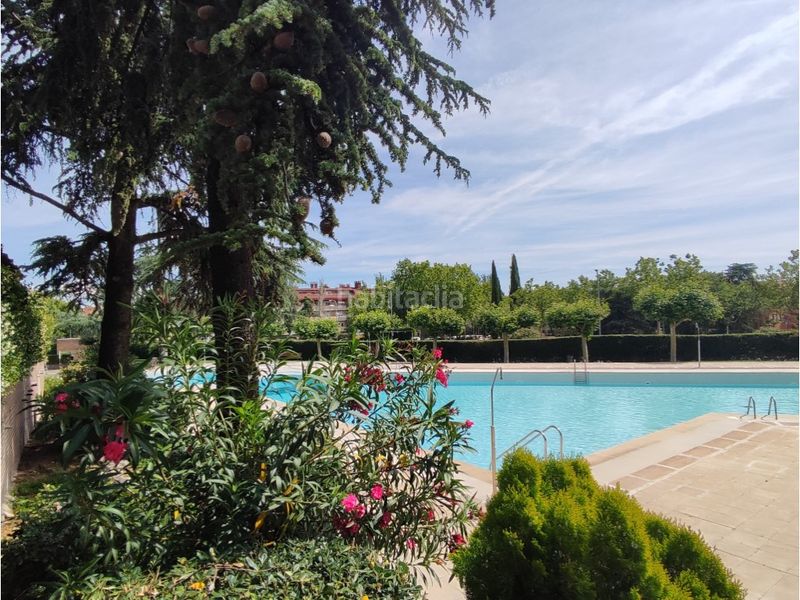 Foto 360e5fa9-1fce-4a97-8062-3709e4d359d9. Planta baixa amb aparcament piscina a Casco Antiguo Majadahonda