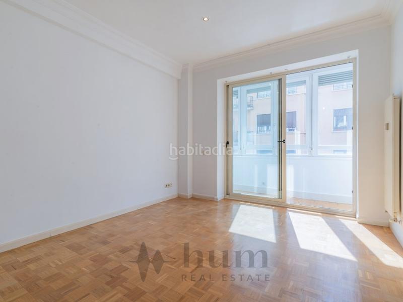 Foto 1e0c07c0-8d6a-482f-8527-16590a219e77. Rent flat in calle jorge juan 83 in Goya Madrid