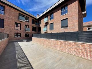 Affitto Piano terra  N/a. Pisos a estrenar en planta baja 2 habitaciones con patio en gala