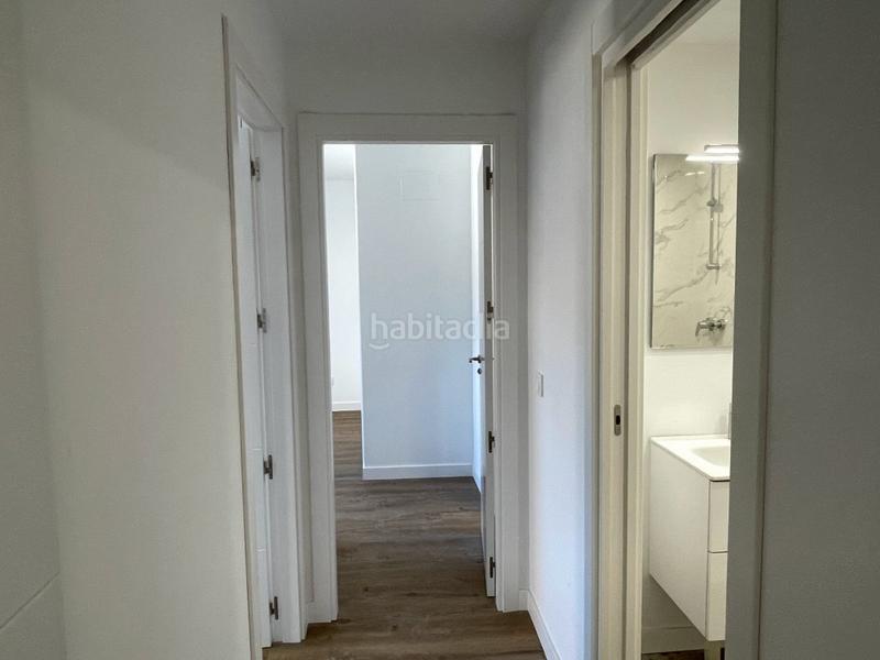 Foto eb10cf9a-0c3e-4792-ae36-518f821bb92a. Lloguer planta baixa amb aparcament a Casa Amarilla Galapagar