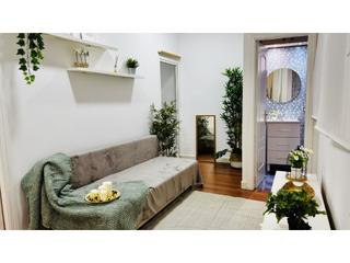 Apartment  Calle almansa 54. Apartamento situado en el barrio de bellas vistas, madrid.