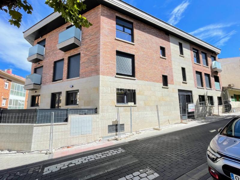 Foto 761e3299-9c8d-4878-a7ee-72d91f9bfe35. Affitto appartamento con parcheggio in Casa Amarilla Galapagar