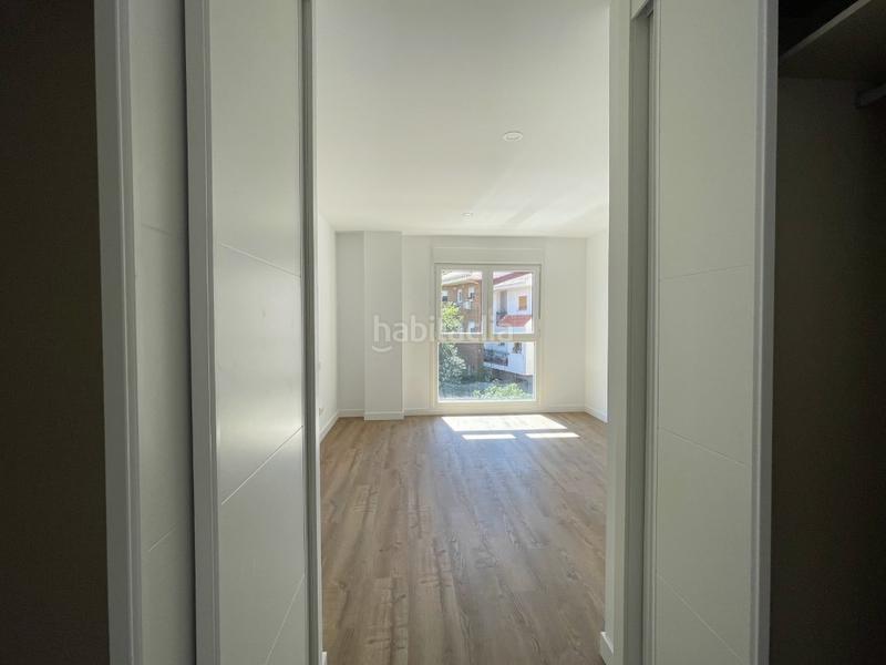 Foto 3f3d99e4-4606-4a28-96ea-786937f5fb7a. Miete etagenwohnung mit parking in Casa Amarilla Galapagar