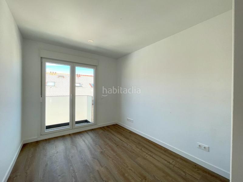 Foto 9576303e-8ce9-48bf-9e90-3a71c11608d4. Miete etagenwohnung mit parking in Casa Amarilla Galapagar