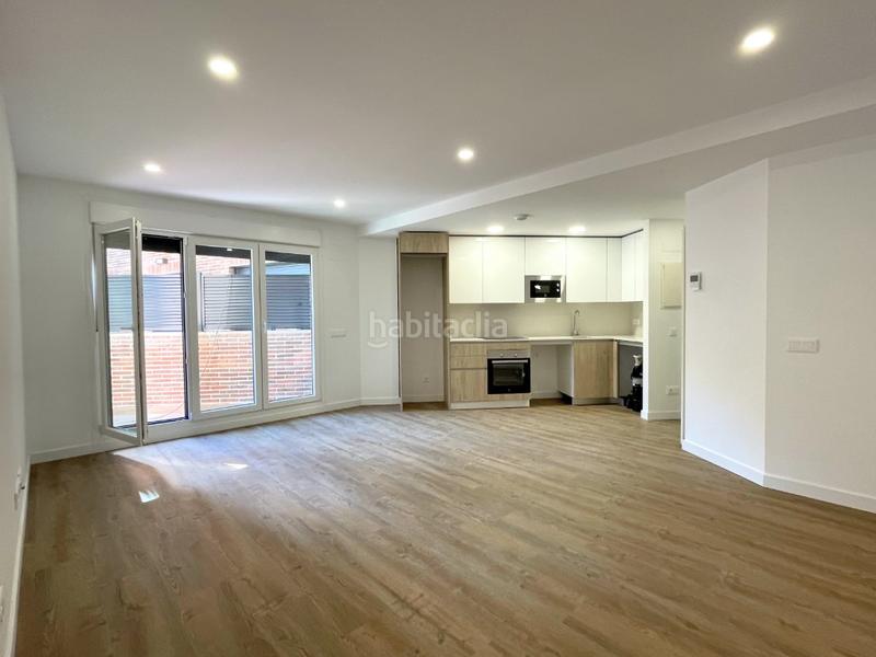 Foto 16e1c019-80d0-4c2d-a9e7-d5dab05edcbf. Alquiler planta baja piso 3h 2 b patio garaje a estrenar en Galapagar