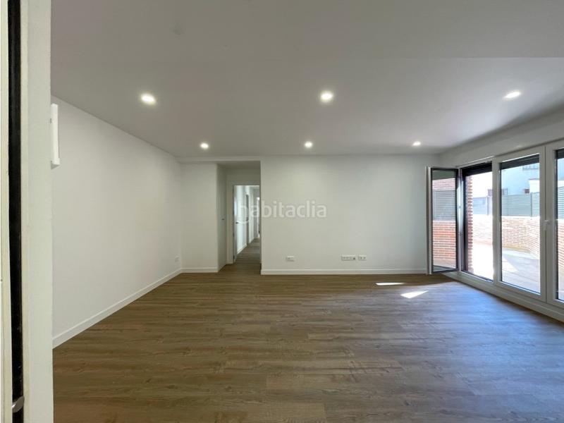 Foto a7a7538b-2dd0-4499-9d94-8675241bf543. Alquiler planta baja piso 3h 2 b patio garaje a estrenar en Galapagar