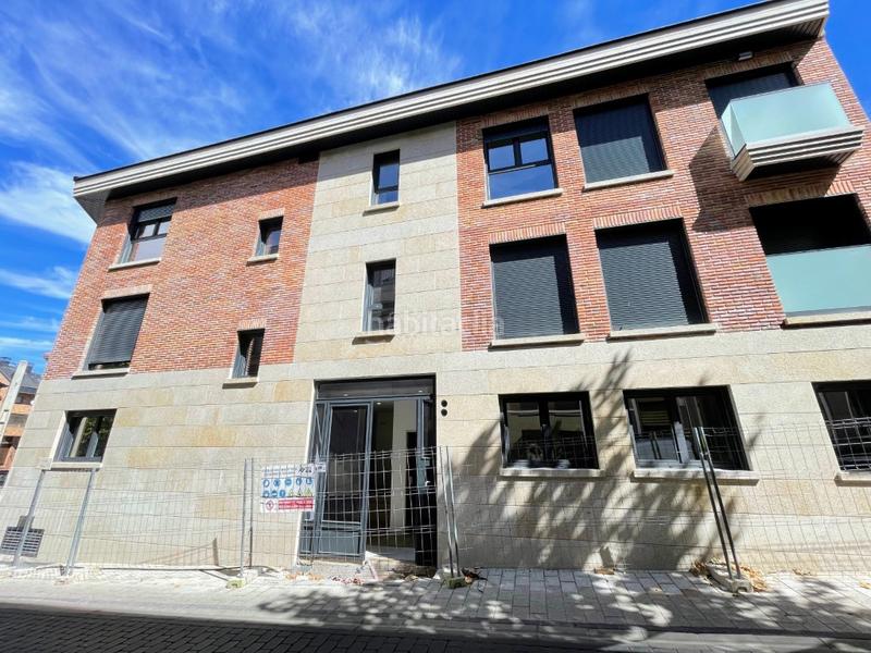 Foto 3fb3e5c5-f6dc-4126-8f84-ecfb8777bfe7. Location rez-de-chaussée avec parking dans Casa Amarilla Galapagar