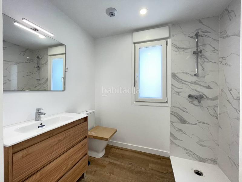 Foto 112ec42d-8cf1-42cf-a992-772b4f0147ff. Rent ground floor with parking in Casa Amarilla Galapagar