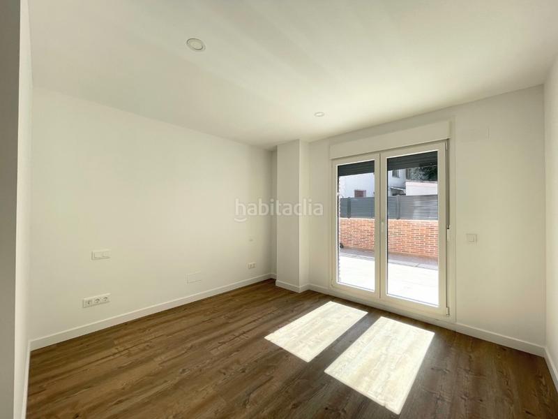 Foto 14105fb2-ad9b-4401-8b77-52aee48ad1b6. Rent ground floor with parking in Casa Amarilla Galapagar