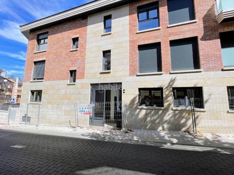 Foto e1829a53-0a14-4d34-b8db-f3a36eb2e377. Miete zweistöckige wohnung mit parking in Casa Amarilla Galapagar