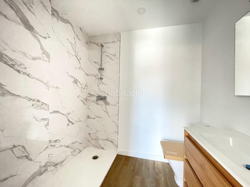 Foto ea52e6f3-86ed-4dce-90a5-58c4a226dbc9. Affitto appartamento con parcheggio in Casa Amarilla Galapagar