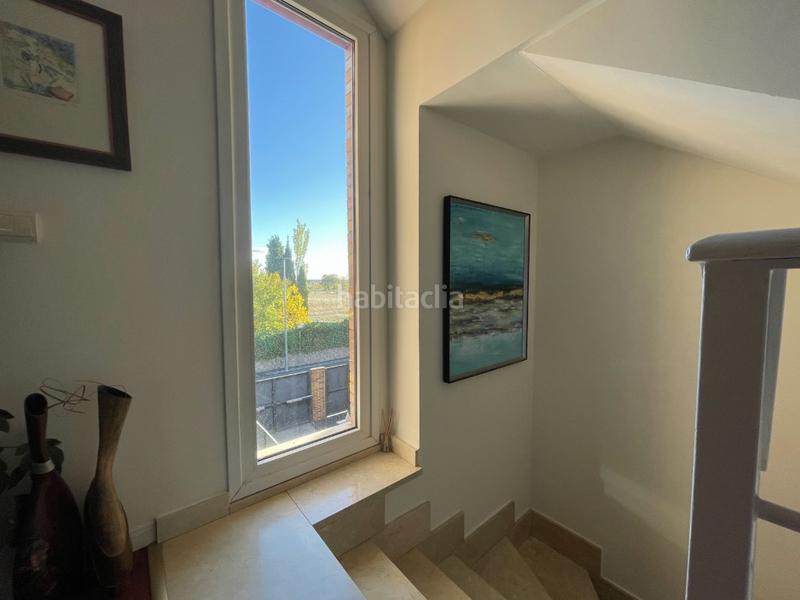 Foto 7c0e1672-893f-4f06-8bce-524931c5f48d. Casa bifamiliare con parcheggio piscina in Las Matas-Peñascales Rozas de Madrid (Las)