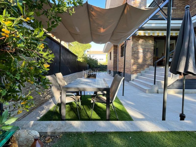 Foto e2129bb1-b57b-4048-b5d9-138c2280194b. Casa bifamiliare con parcheggio piscina in Las Matas-Peñascales Rozas de Madrid (Las)