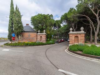 Xalet a Urbanización La Moraleja. Chalet individual en urbanizacion cerrada con seguridad