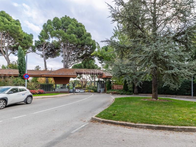 Foto ac01cf69-3b25-4da3-845a-6df07e5318bf. Xalet a urbanización La Moraleja La Moraleja