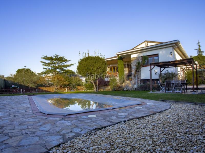 Foto 581fae08-bb58-4ee7-a6c6-1a93a8be5d88. Xalet amb aparcament a Cerro Alarcón Valdemorillo