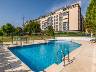 Miete Etagenwohnung in Calle americo castro 120. Piso alquiler en sanchinarro