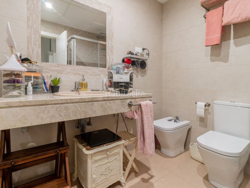 Foto becdf6a9-7a16-4b1f-b53e-bfdcfa647105. Planta baixa a El Viso Madrid