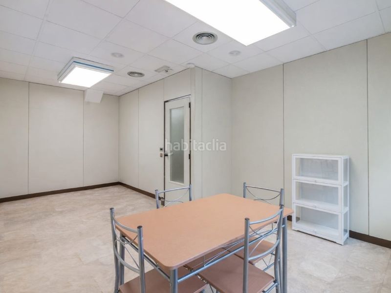 Foto e268e01b-2466-496a-aa4c-606af0b2a82d. Planta baixa a El Viso Madrid