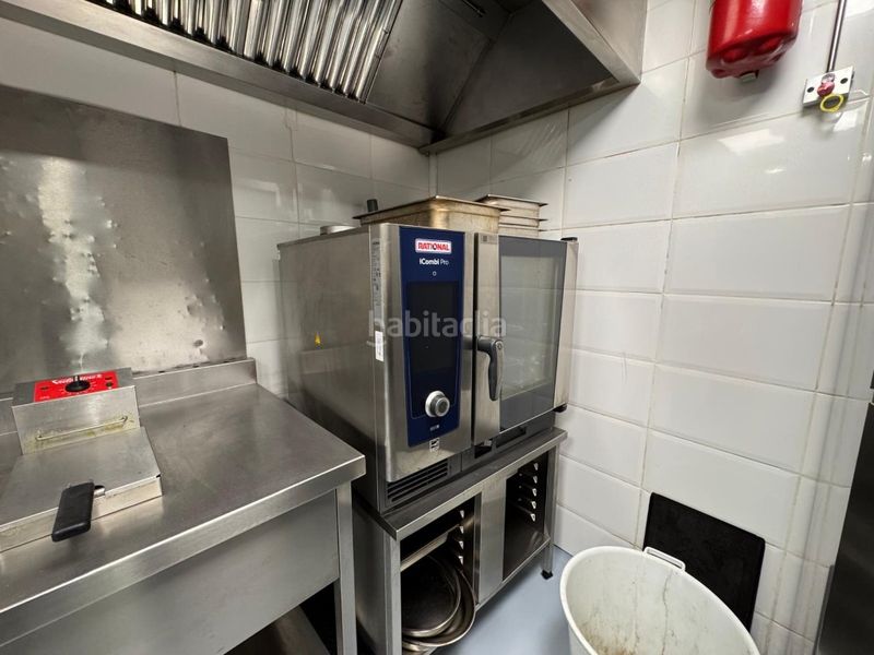 Foto e22e9a40-9d34-49c4-b15c-ff2a1b93dcc2. Local comercial a Centro Segovia