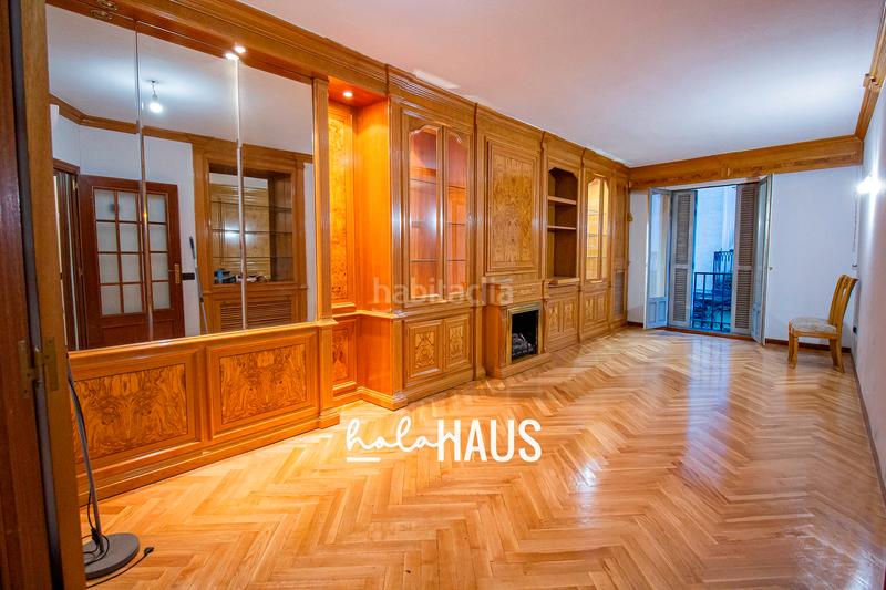 Foto 577e7e25-bba3-4221-a4ba-a3e29c70cbca. Etagenwohnung mit parking in Universidad-Malasaña Madrid