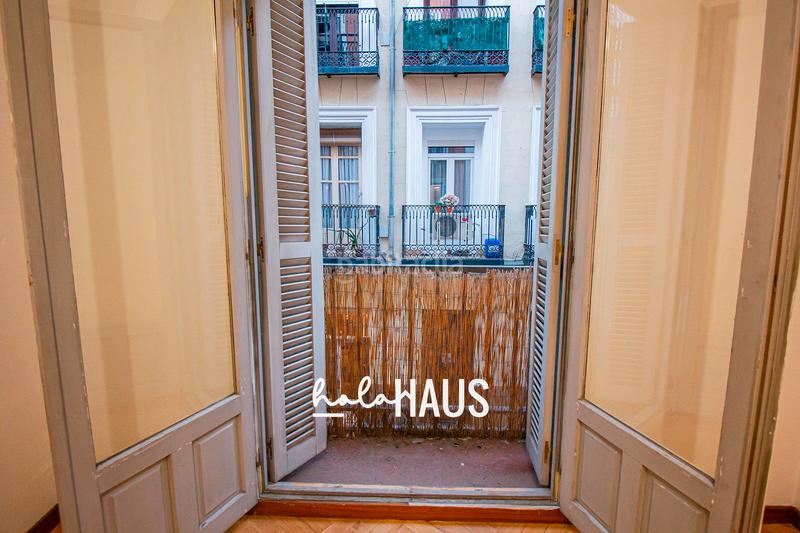 Foto 844a137b-ac62-4f69-a28f-007e5feb550b. Etagenwohnung mit parking in Universidad-Malasaña Madrid