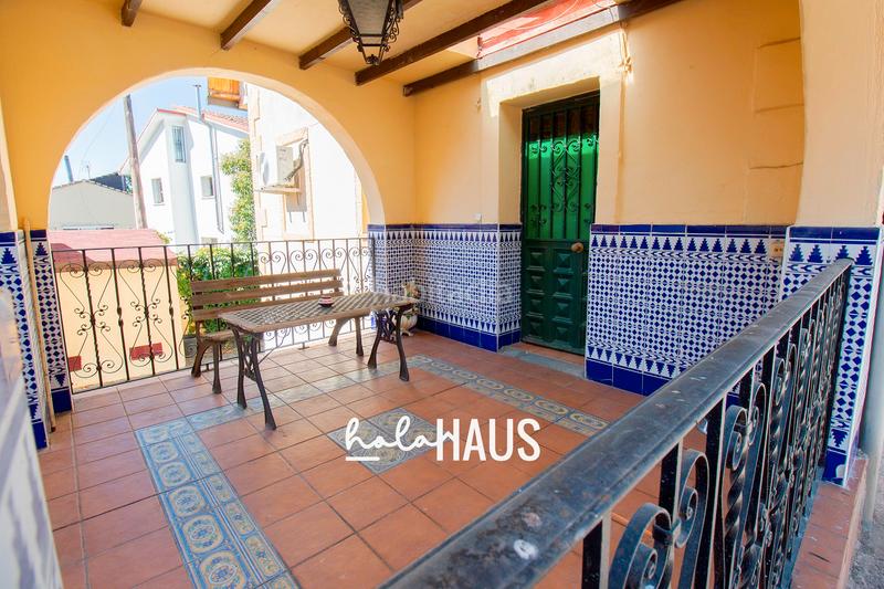 Foto 3faaa350-213d-4a12-8e63-fe546ef37b30. Chalet la esquina dorada de Peñagrande! en Peñagrande Madrid