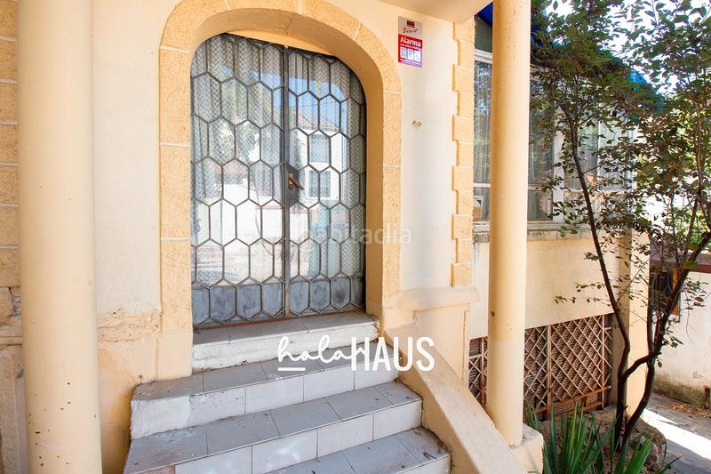 Foto 7963ef5d-fc50-4b26-b770-f6f7ccb4481b. Chalet la esquina dorada de Peñagrande! en Peñagrande Madrid