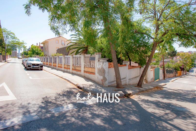 Foto d45007e3-61b1-47ea-9da9-bc6e3d835585. Chalet la esquina dorada de Peñagrande! en Peñagrande Madrid