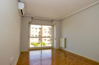 Location Appartement  Avenida del talgo. Piso 2 dormitorios 2 baños