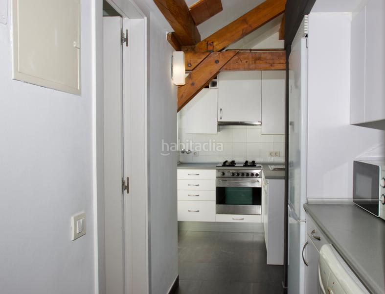 Foto aa0fde7d-1f8b-4572-a312-68237fa011e9. Location attique dans calle de jorge juan 143 dans Fuente del Berro Madrid