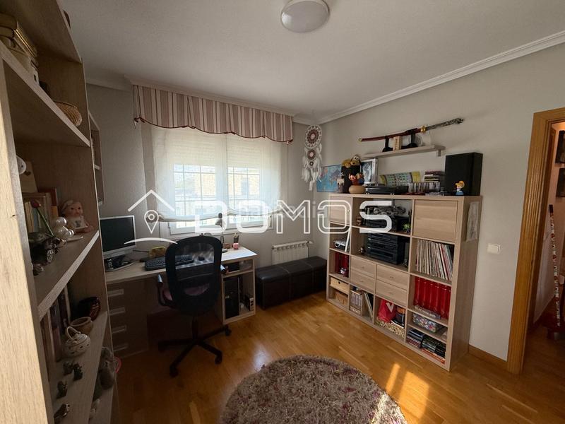 Foto 7254fde8-588c-42e9-a47d-317088346734. Casa amb calefacció piscina a Colegios Moralzarzal