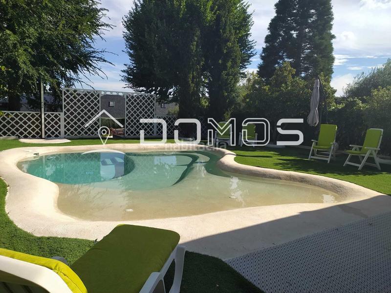 Foto 9fdf0e34-4874-4c62-bdef-45eafbc1ef12. Casa chalet pareado único con piscina climatizada en Guadarrama