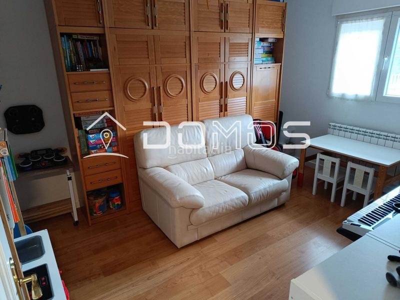 Foto a5f9f762-27e2-4d67-b5bf-579f3d390134. Casa chalet pareado único con piscina climatizada en Guadarrama