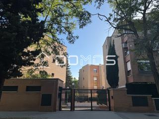 Appartement à Avenida Europa. Maravilloso piso en urbanización privada en pozuelo de alarcón