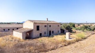 Masia a Zona Rústica - Interior. Finca tradicional con impresionante terreno en venta en campos,