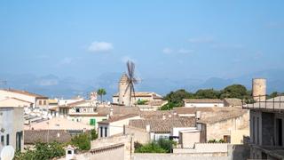 Masia a Costitx. Exclusiva y única casa reformada en venta en el bonito pueblo de