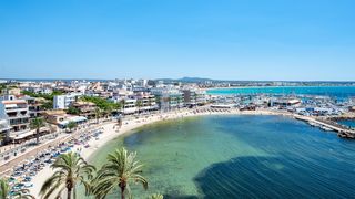 Apartament a S´Arenal. Lote de viviendas en venta cerca de la gran playa en playa de pa