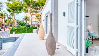 Xalet a Les Maravelles. Fantástica villa en venta cerca de la gran playa de palma en pal